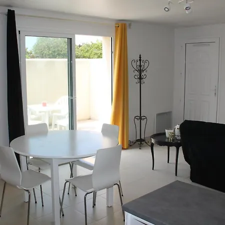 Maison 4 Pers Au Calme Avec Patio 5 Min La Rochelle Et Ile De Re Du Samedi Au Samedi