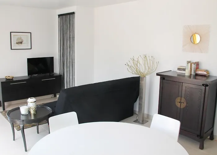 Maison 4 Pers Au Calme Avec Patio 5 Min La Rochelle Et Ile De Re Du Samedi Au Samedi